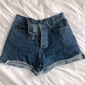 Lucky brand traveler shorts - size 28/6